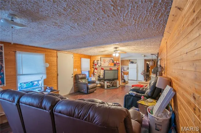 $99,000 | 21764 Rice Drive, Lebanon, MO 65536