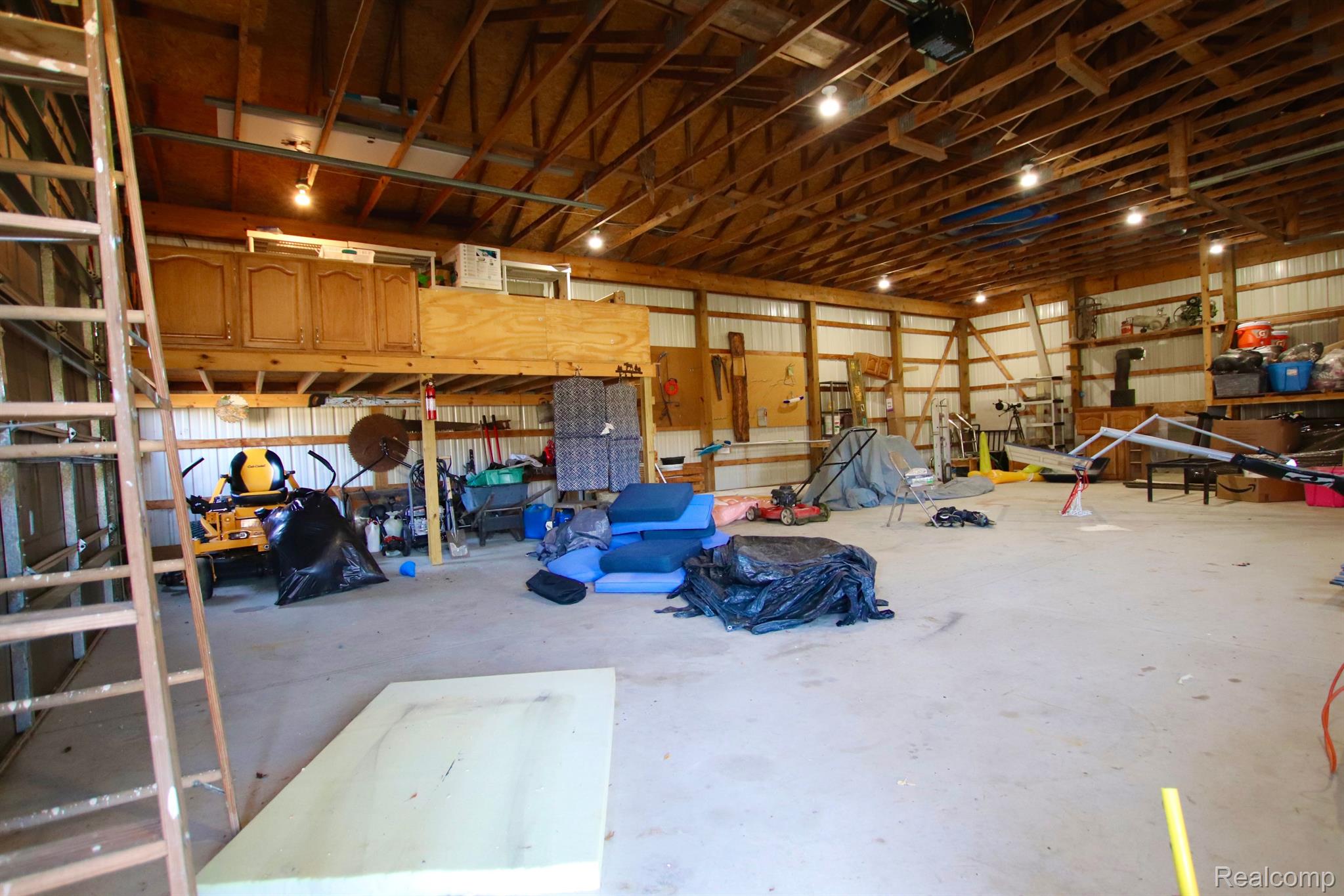 10084 Morrish Road Swartz Creek, MI 48473 - Photo 5 of 66 Gallery Image 5
