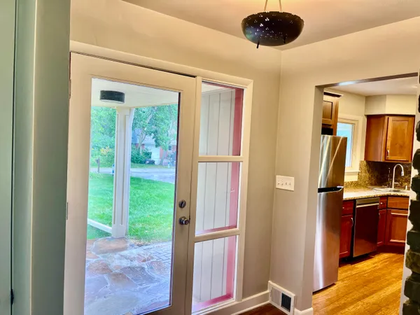 $3,250 | 7419 North Boyd Way, Fox Point, WI 53217