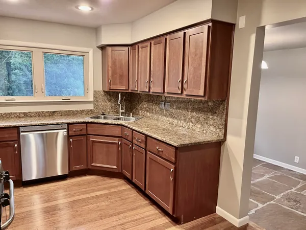 $3,250 | 7419 North Boyd Way, Fox Point, WI 53217