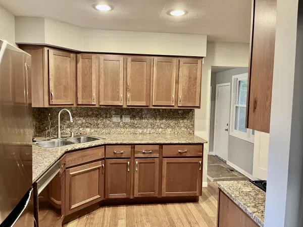 $3,250 | 7419 North Boyd Way, Fox Point, WI 53217