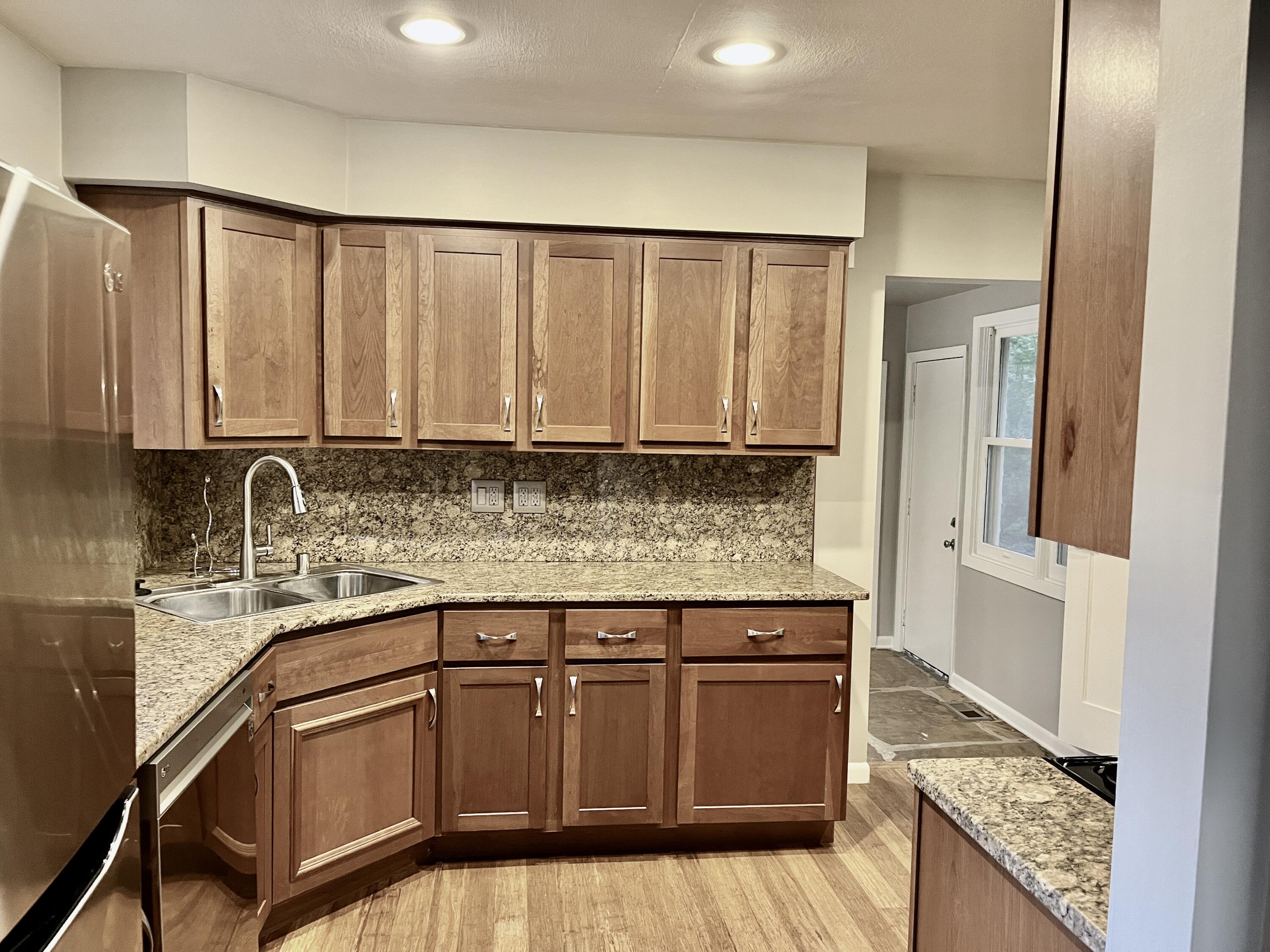7419 North Boyd Way Fox Point, WI 53217 - Photo 8 of 21 boyd8