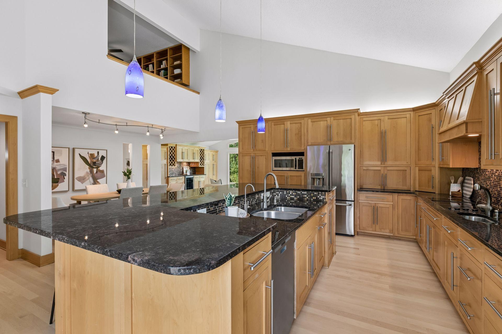 1728 Trail Road Mendota Heights, MN 55118 - Photo 25 of 69 Gallery Image 25