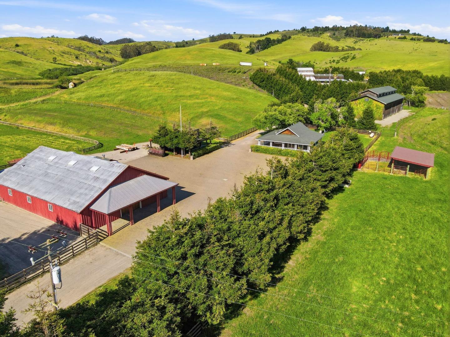 560 Stage Road Pescadero, CA 94060 - Photo 2 of 18