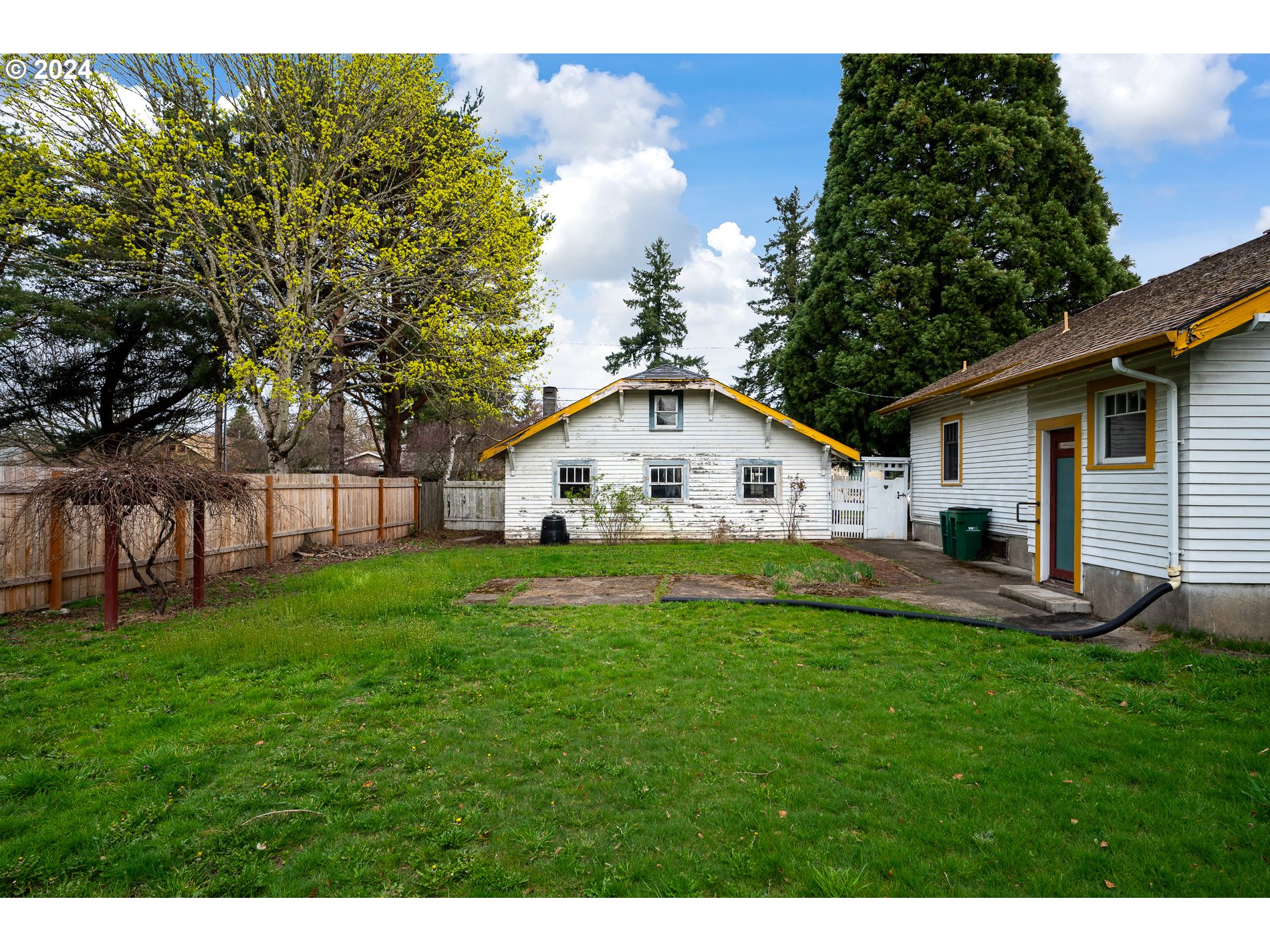 5405 Southwest Watson Avenue Beaverton, OR 97005 - Photo 20 of 22 Backyard