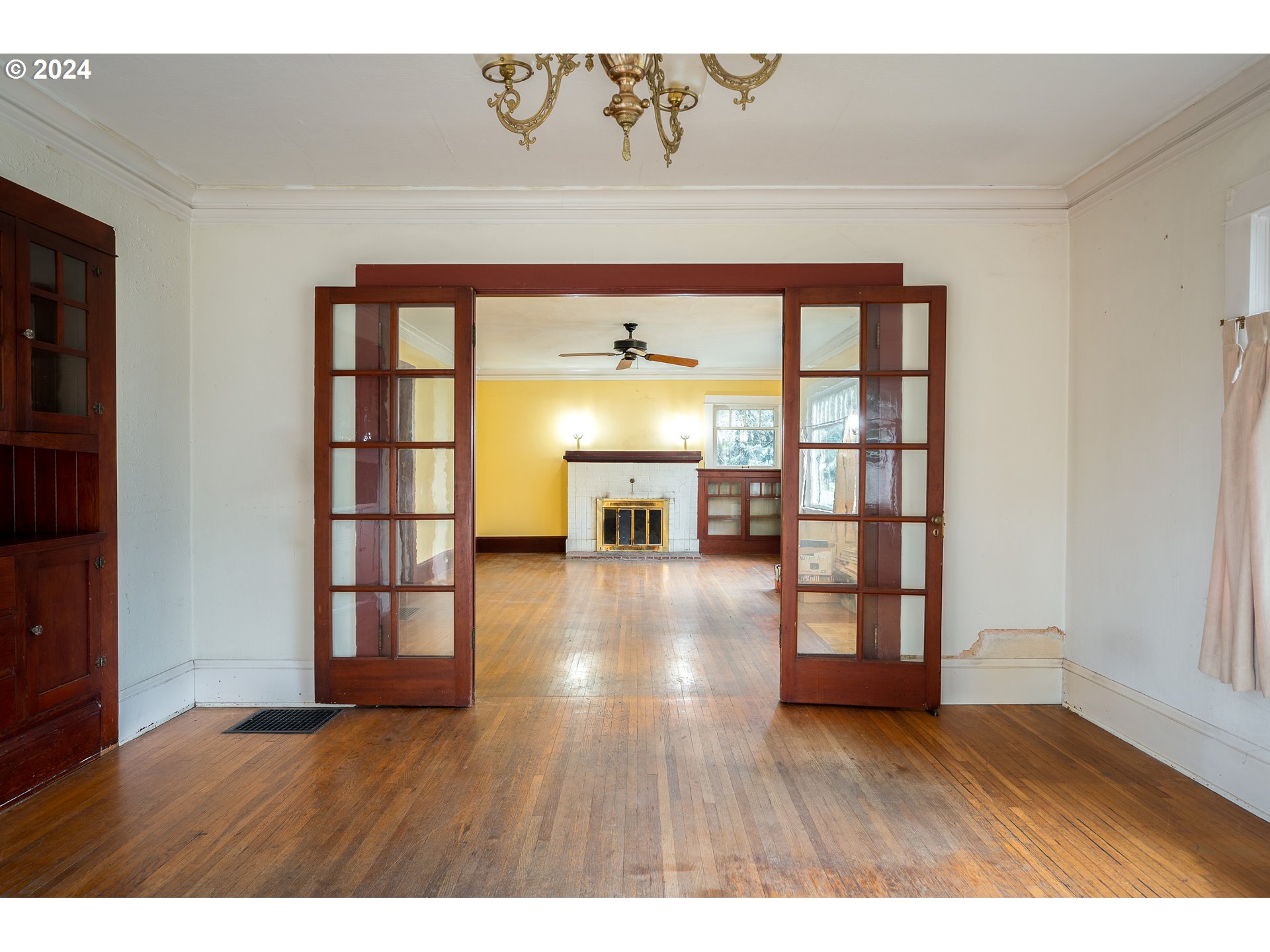 5405 Southwest Watson Avenue Beaverton, OR 97005 - Photo 7 of 22 Gallery Image 7