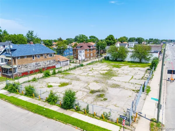 $89,900 | 7446 West Warren Avenue, Detroit, MI 48210
