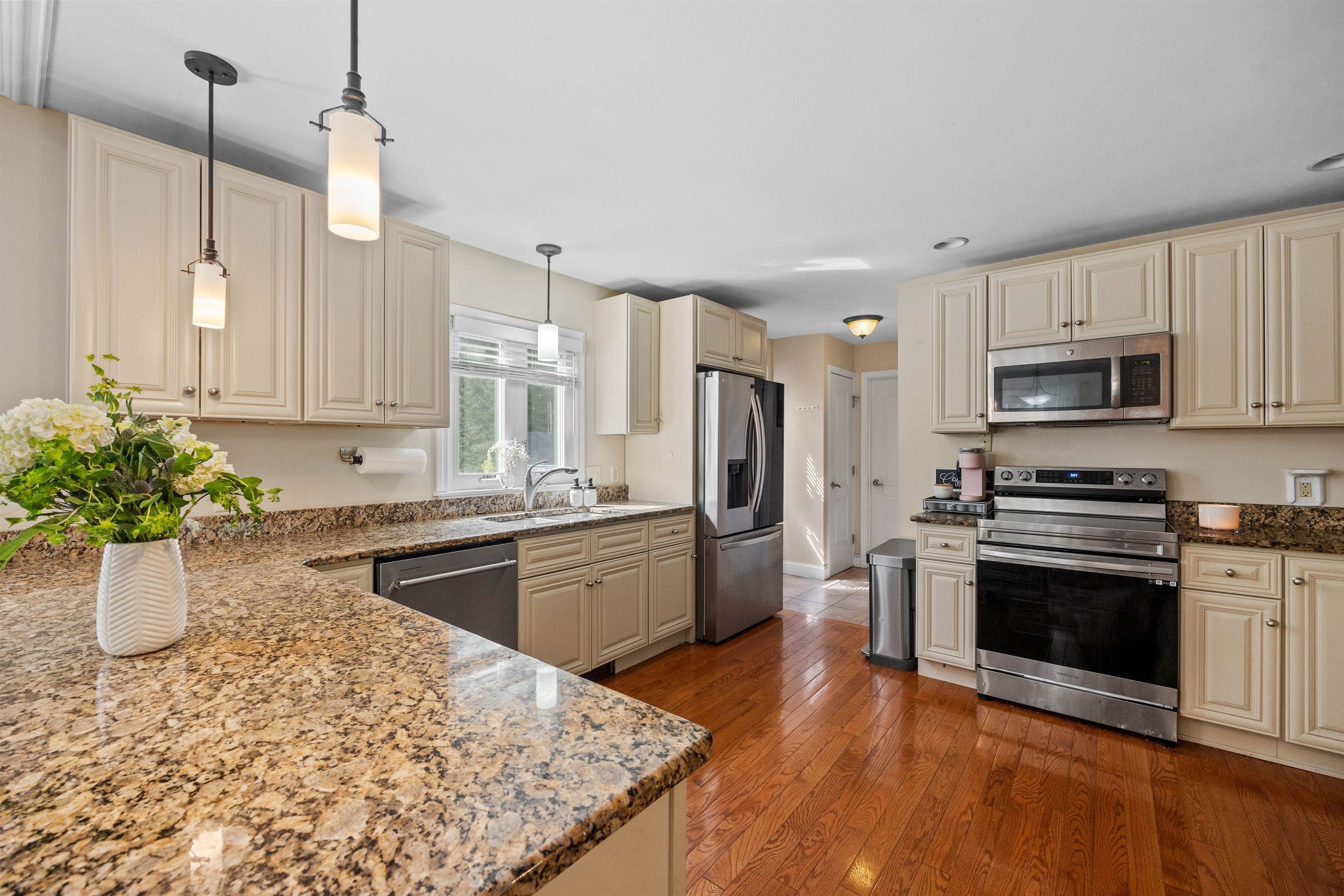 50 Ridgewood Drive Bow, NH 03304 - Photo 39 of 40 Gallery Image 39