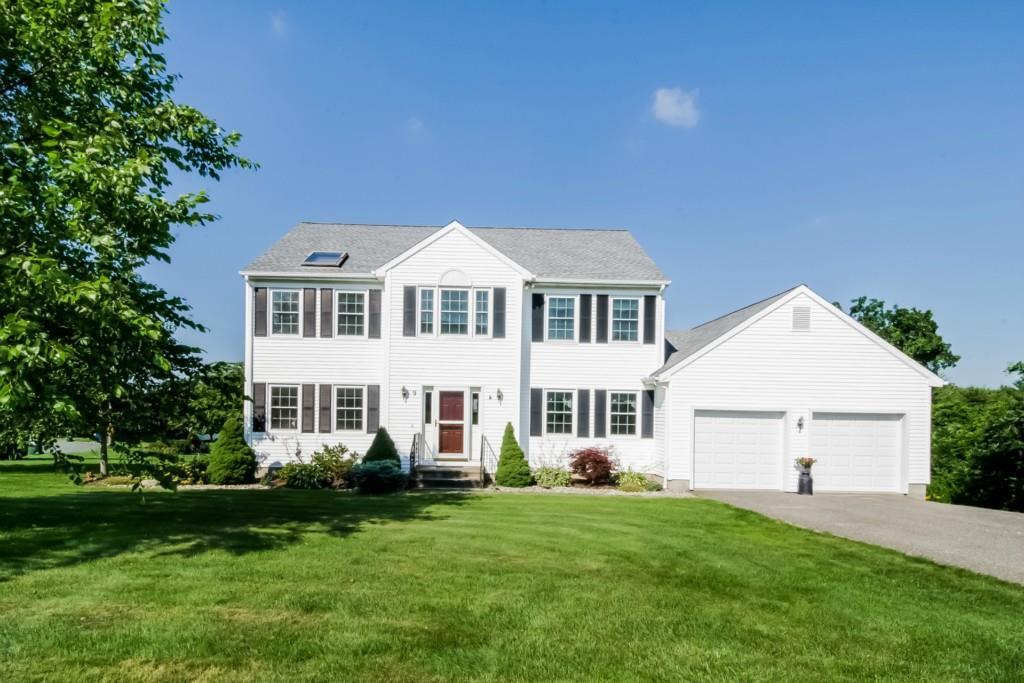 Beautiful Colonial located in sought after neighborhood.