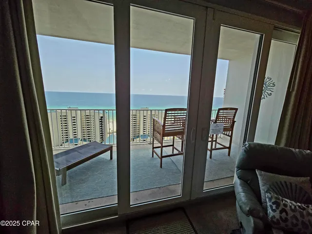 $2,000 | 9860 South Thomas Drive, Unit 1815, Panama City Beach, FL 32408