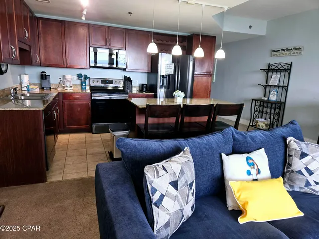 $2,000 | 9860 South Thomas Drive, Unit 1815, Panama City Beach, FL 32408