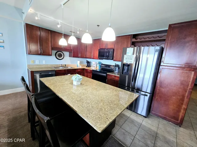 $2,000 | 9860 South Thomas Drive, Unit 1815, Panama City Beach, FL 32408