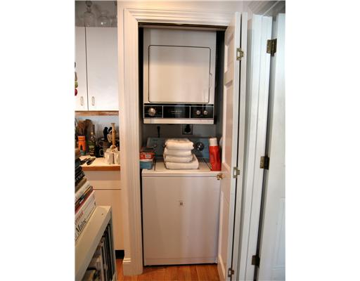 61 Ledge Road, Unit D Newport, RI 02840 - Photo 14 of 16 Kitchen. LAUNDRY AREA