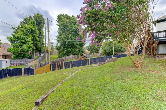 a view of outdoor space