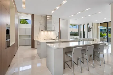 $12,999,999 | 2421 Barcelona Drive, Fort Lauderdale, FL 33301