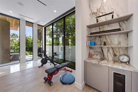 $12,999,999 | 2421 Barcelona Drive, Fort Lauderdale, FL 33301