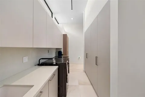 $12,999,999 | 2421 Barcelona Drive, Fort Lauderdale, FL 33301