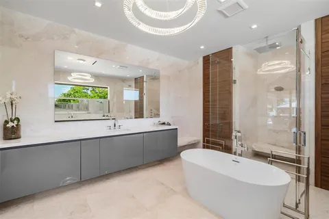 $12,999,999 | 2421 Barcelona Drive, Fort Lauderdale, FL 33301