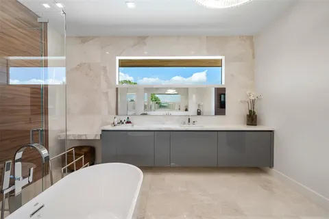 $12,999,999 | 2421 Barcelona Drive, Fort Lauderdale, FL 33301