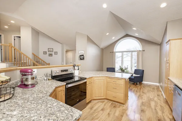 $422,000 | 3322 42nd Avenue South, Fargo, ND 58104