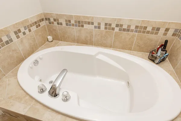 $422,000 | 3322 42nd Avenue South, Fargo, ND 58104