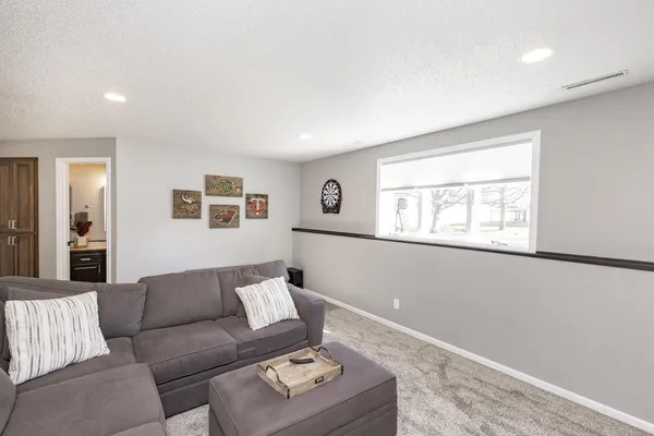 $422,000 | 3322 42nd Avenue South, Fargo, ND 58104