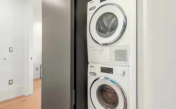 $19,600 | 85 East India Row, Unit 41 AB, Boston, MA 02110