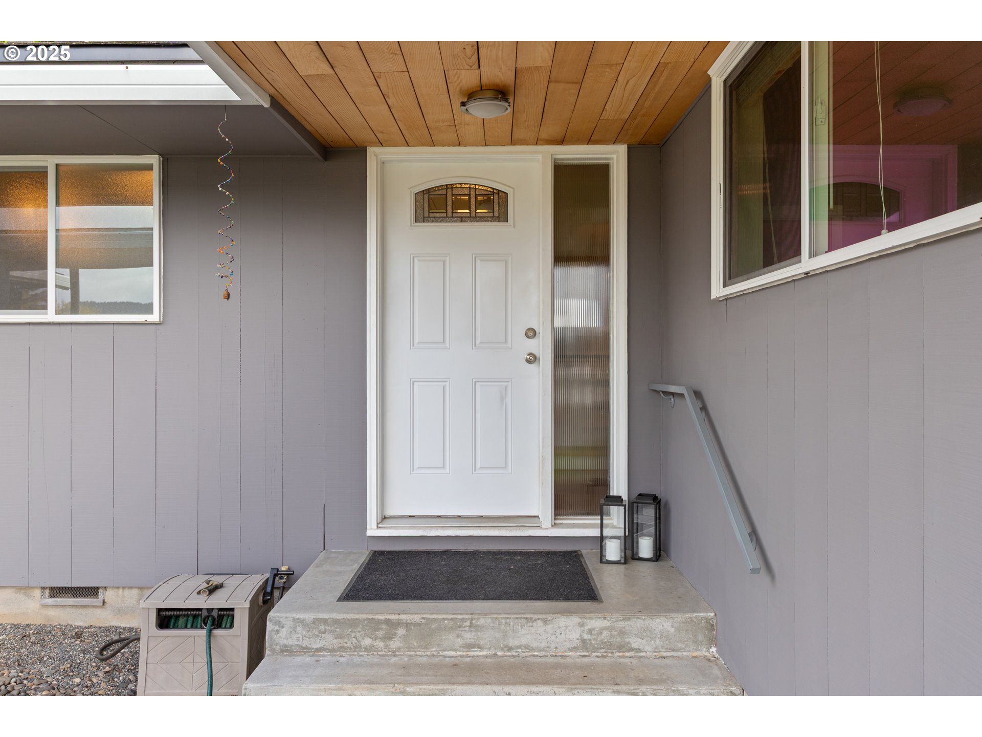 615 Meadow View Road Forest Grove, OR 97116 - Photo 4 of 34 Gallery Image 4