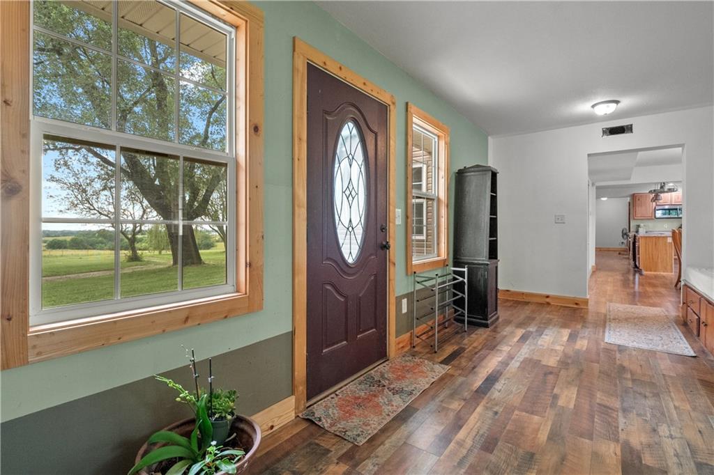 119 Northeast 1050th Road Higginsville, MO 64037 - Photo 6 of 38