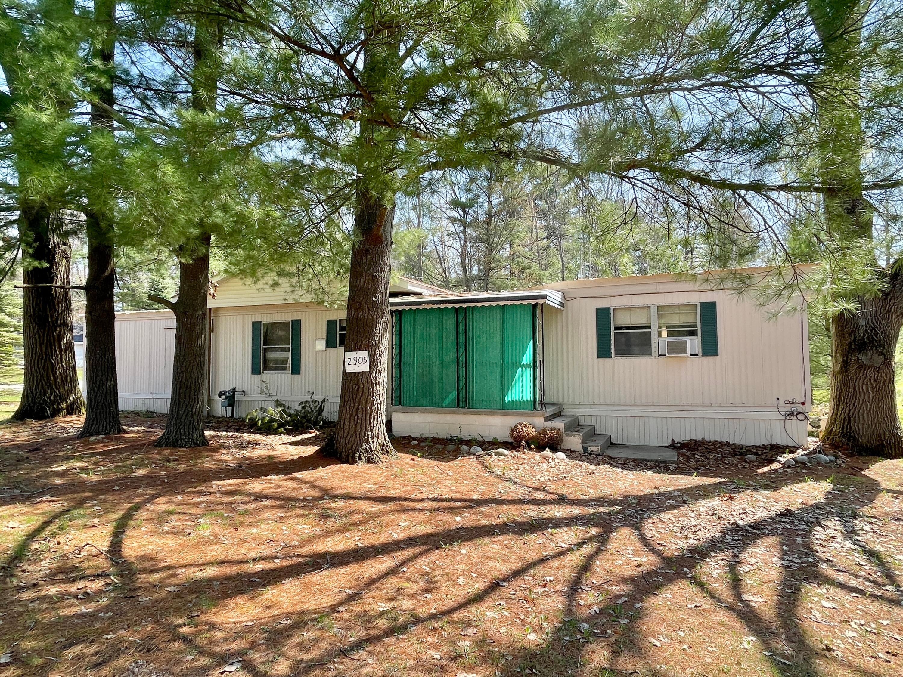 2905 Buttles Road Lewiston, MI 49756 - Photo 4 of 25 Gallery Image 4
