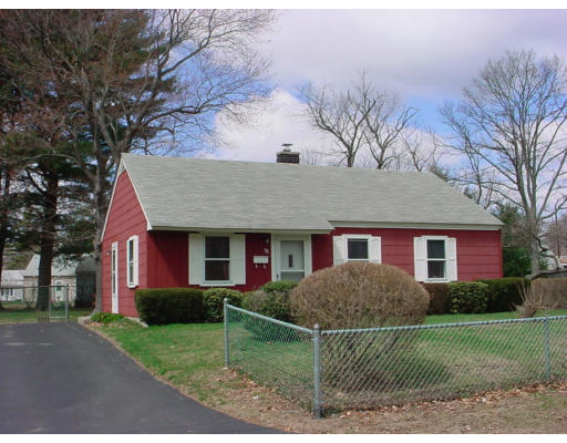 90 Rayburn Road Stoughton, MA 02072 - Photo 2 of 4 Gallery Image 2