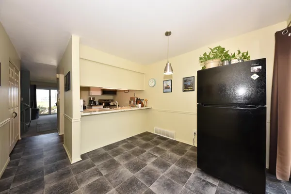 $148,000 | 8709 North 72nd Street, Milwaukee, WI 53223