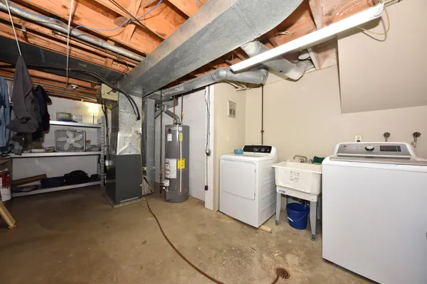 $148,000 | 8709 North 72nd Street, Milwaukee, WI 53223