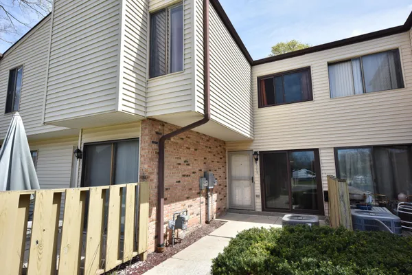$148,000 | 8709 North 72nd Street, Milwaukee, WI 53223