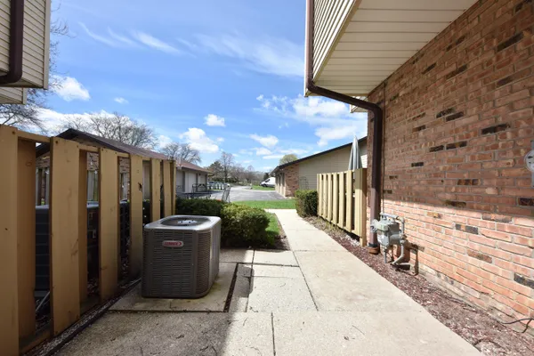 $148,000 | 8709 North 72nd Street, Milwaukee, WI 53223