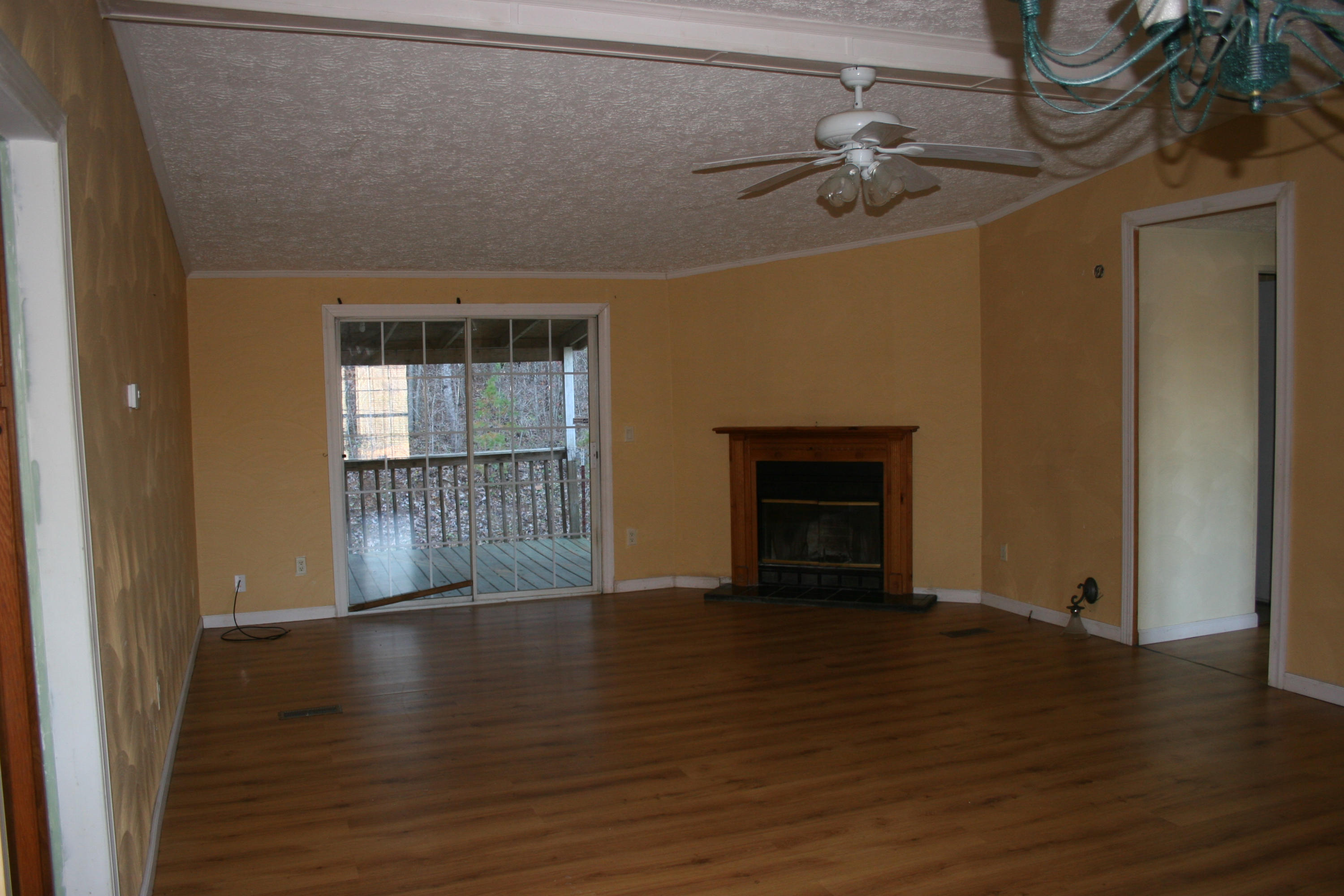 127 Dye Road Madisonville, TN 37354 - Photo 4 of 9 IMG_1654
