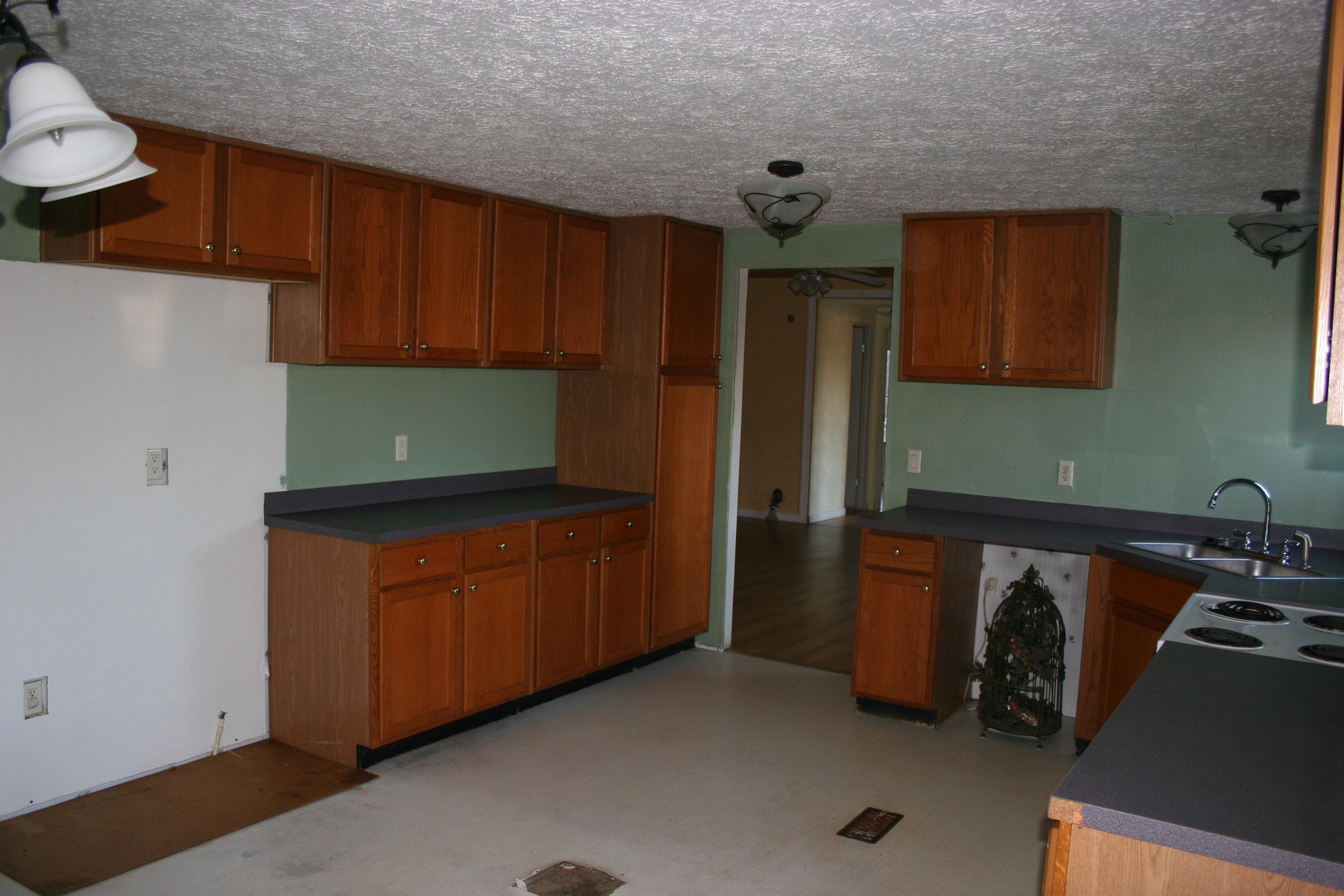 127 Dye Road Madisonville, TN 37354 - Photo 6 of 9 IMG_1656