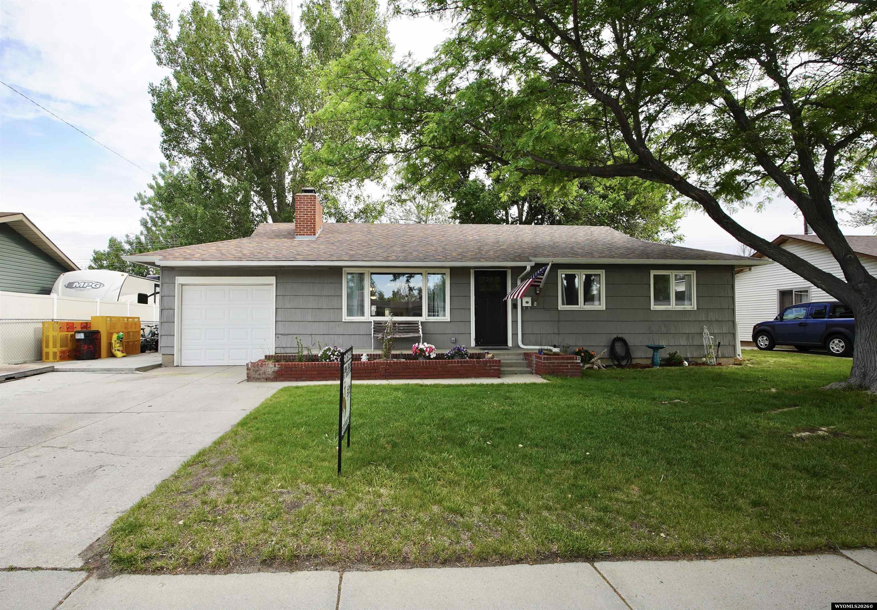 3044 Bruhn Way Casper, WY 82609 - Photo 2 of 28