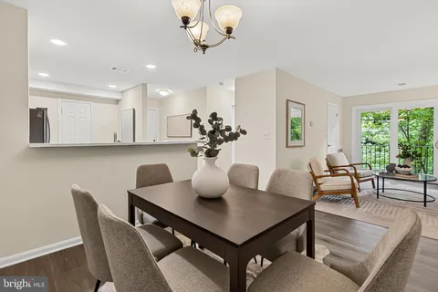 $399,800 | 2050 North Calvert Street, Unit 109, Arlington, VA 22201
