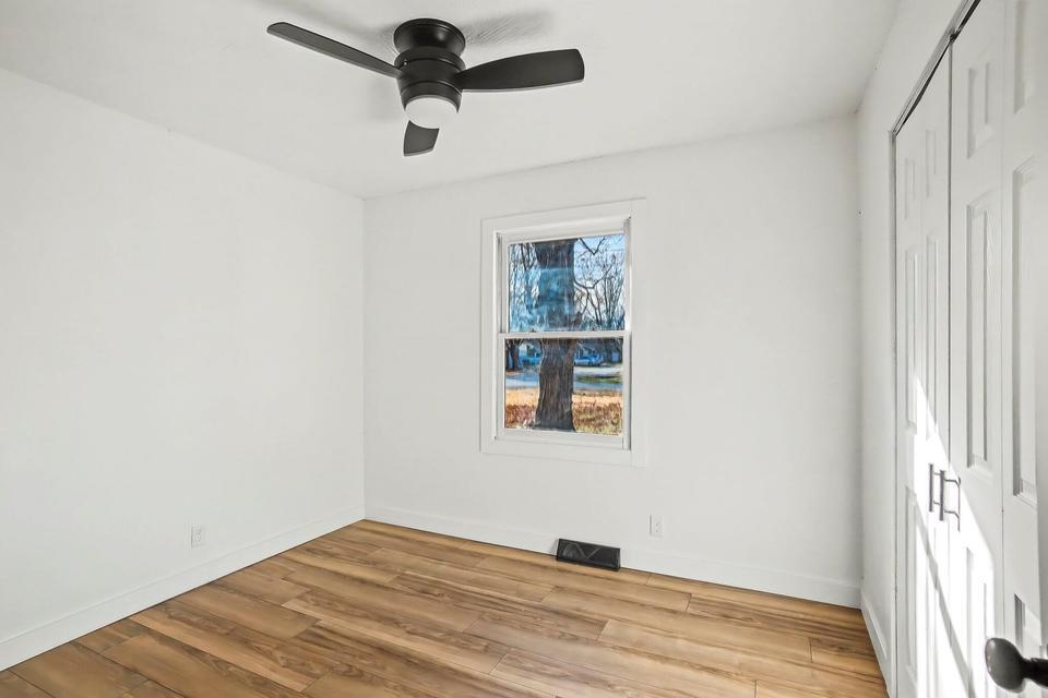2344 South Kickapoo Avenue Springfield, MO 65804 - Photo 16 of 25 20260117005024944911000000-o