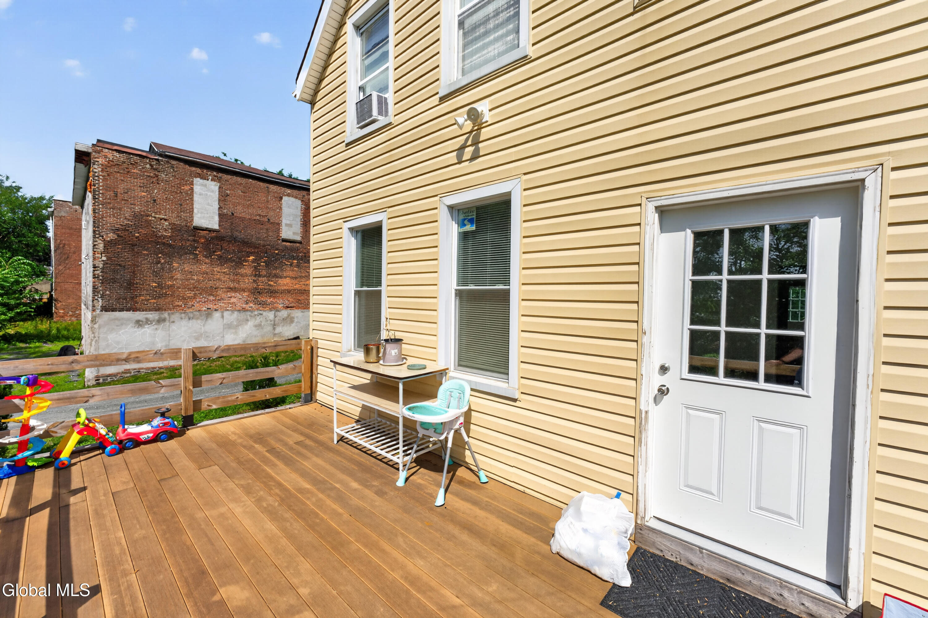 1053 Broadway Rensselaer, NY 12144 - Photo 25 of 31 4 Deck 2