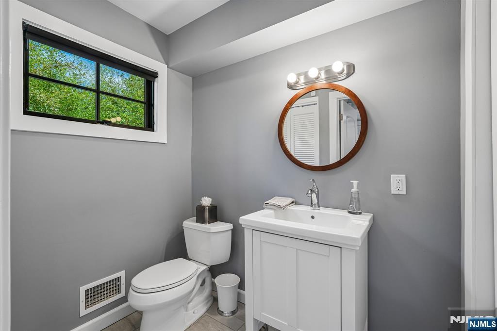 63 Ravine Avenue Caldwell, NJ 07006 - Photo 25 of 46