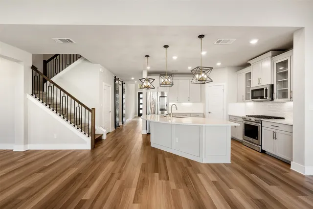 $3,200 | 2104 Prairie Oaks Drive, Georgetown, TX 78628