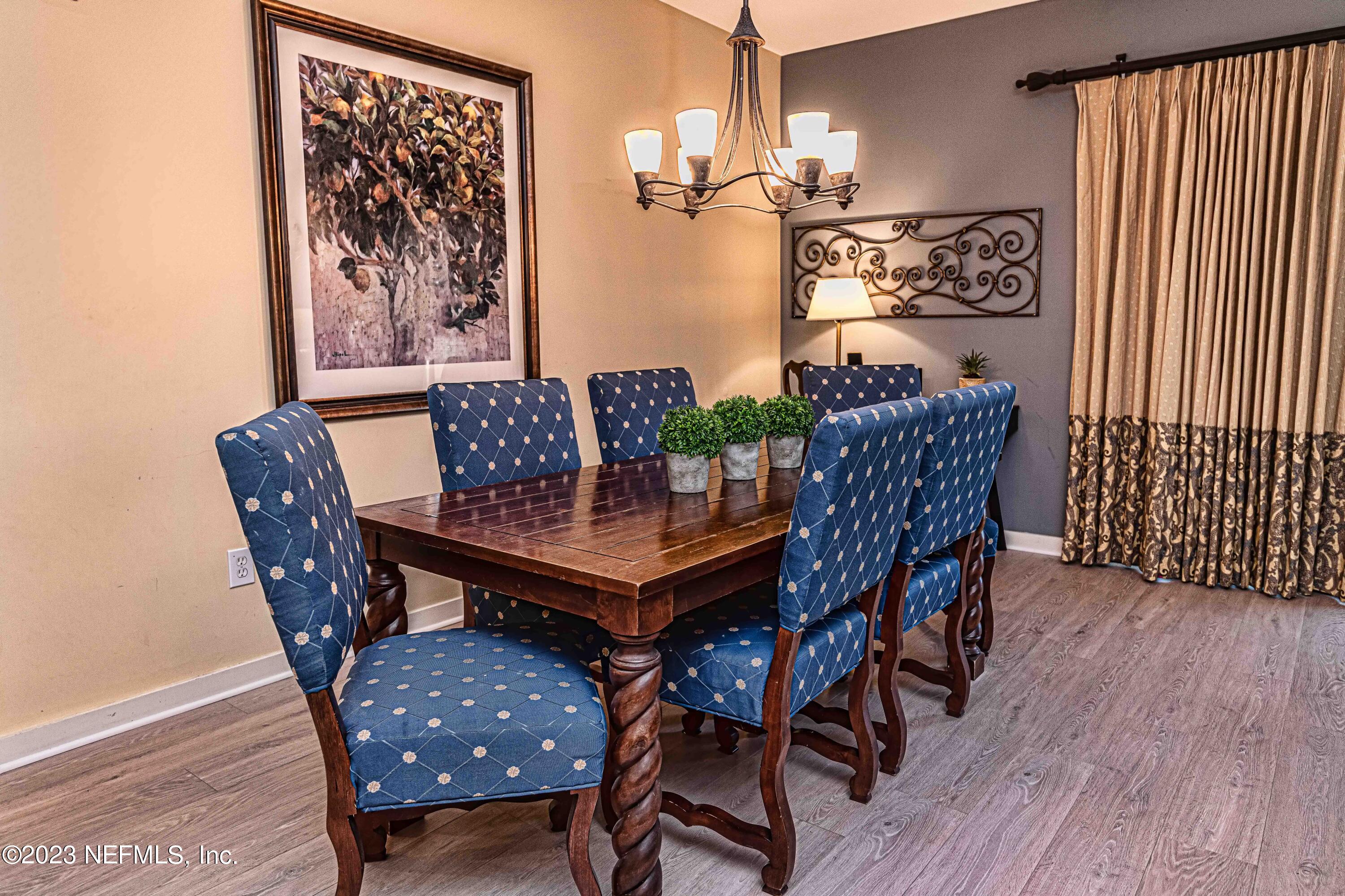 965 Registry Boulevard, Unit 204 St. Augustine, FL 32092 - Photo 2 of 66 Large dining table