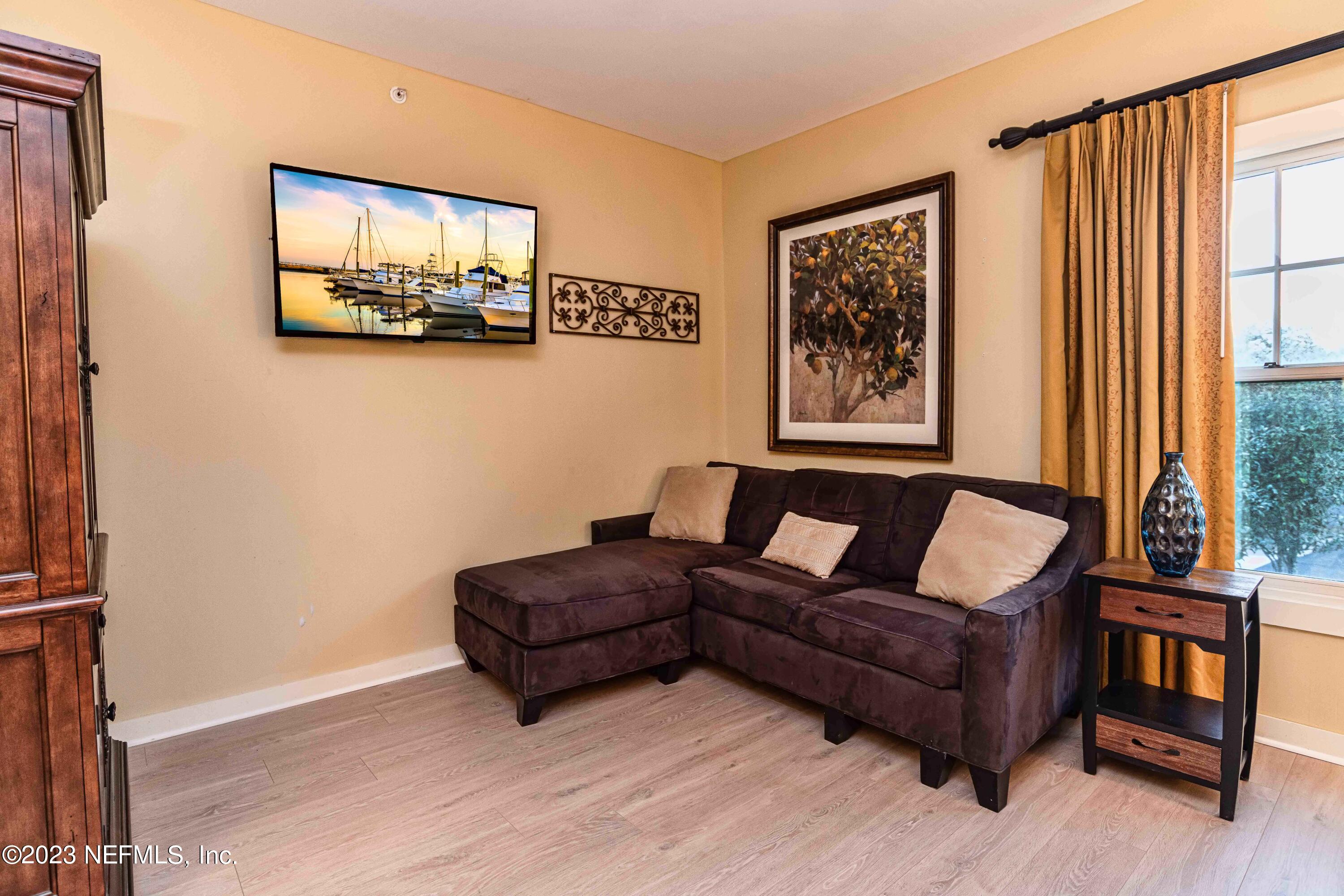 965 Registry Boulevard, Unit 204 St. Augustine, FL 32092 - Photo 28 of 66 2nd Bedroom Sitting Area with TV