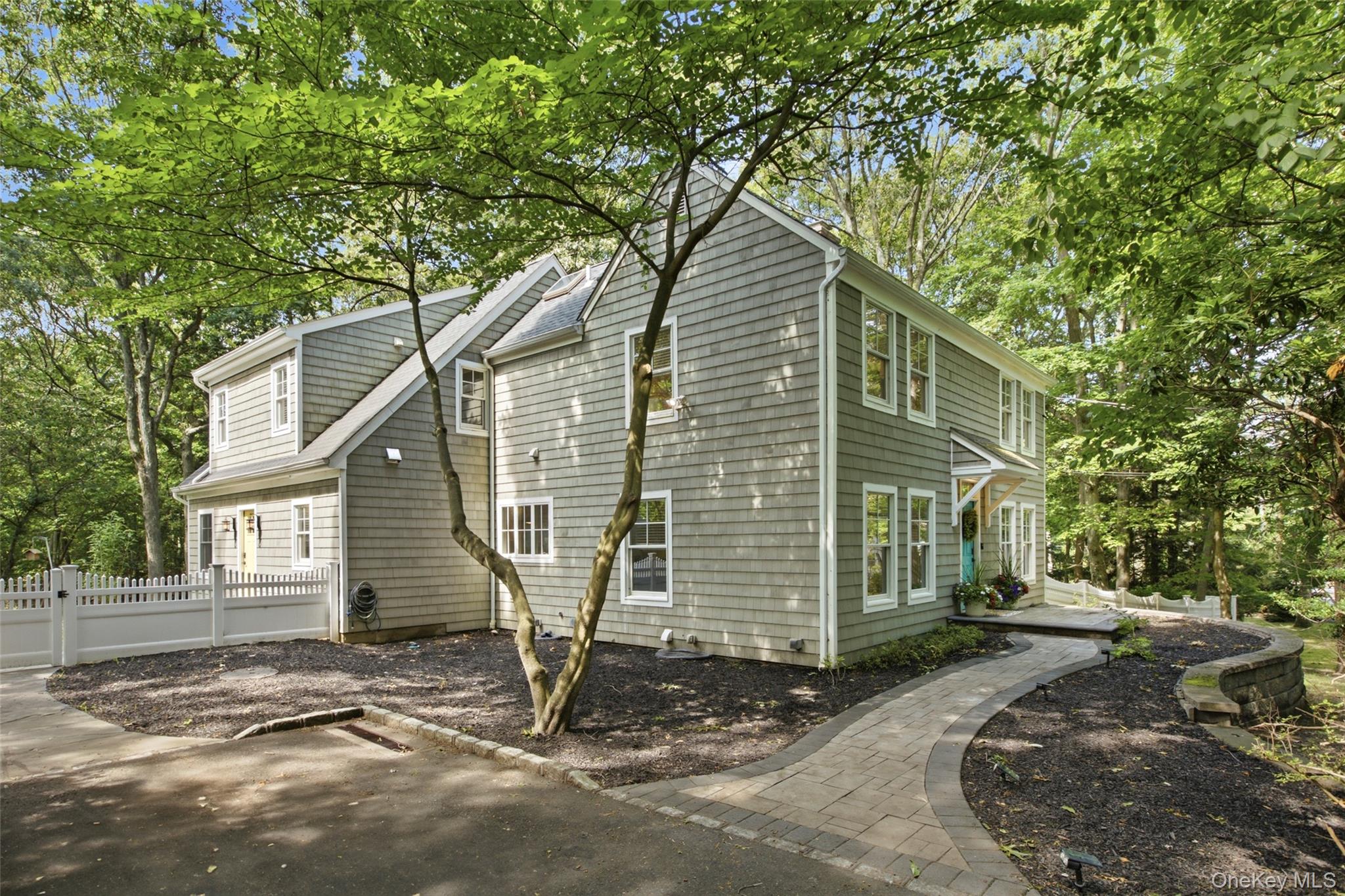 18 West Meadow Road Setauket, NY 11733 - Photo 2 of 32 Side of Home