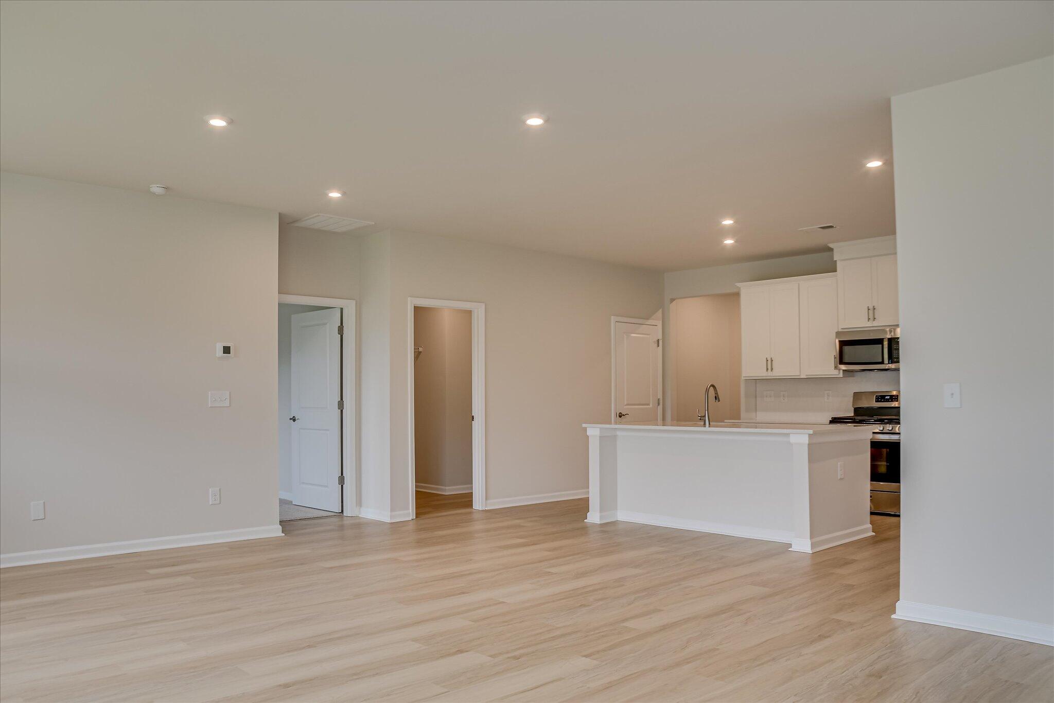 3016 Dale Street Grovetown, GA 30813 - Photo 9 of 70 Family / Dining / Kitchen