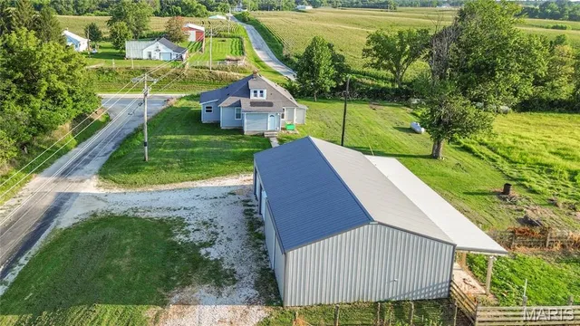 $200,000 | 15 Bess Hollow Road, Kampsville, IL 62053