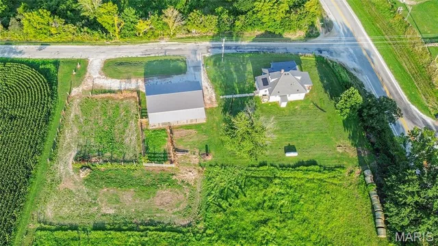 $200,000 | 15 Bess Hollow Road, Kampsville, IL 62053