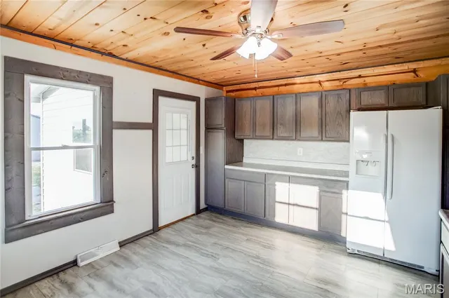 $200,000 | 15 Bess Hollow Road, Kampsville, IL 62053